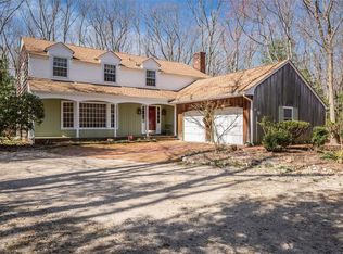 25 Oakwood Dr, Lloyd Harbor, NY 11743