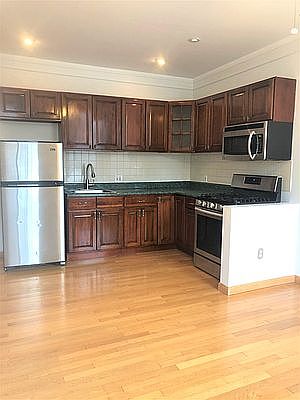 1st image of 145 17th St APT 2