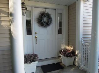 94 Crystal Hill Dr, Pomona, NY 10970