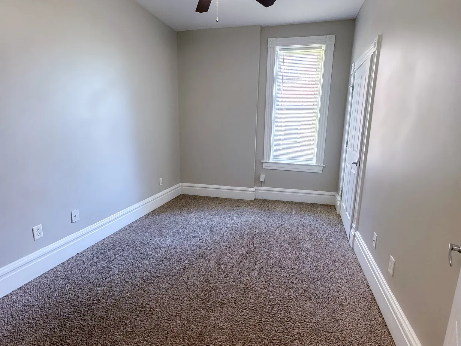 2 bed, 1200 sqft, $1,075 — Photo 4