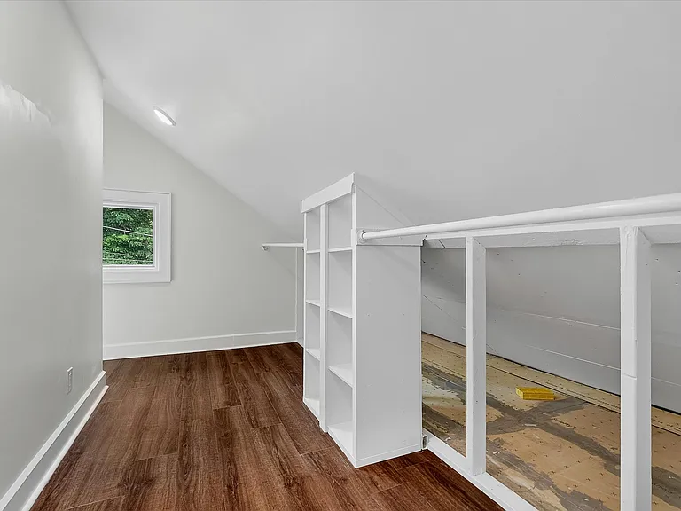 5025 E New York St — Photo 26