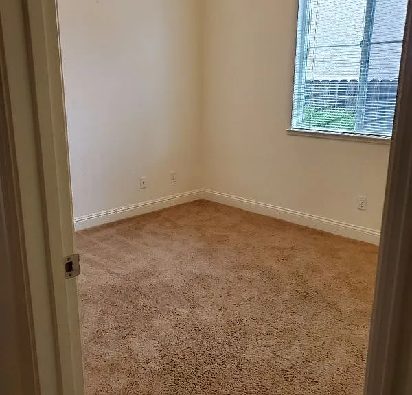 1004 Hildebrand Cir — Photo 19
