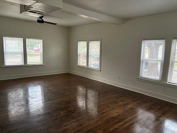 3rd image of 424 W 3rd Ave #424