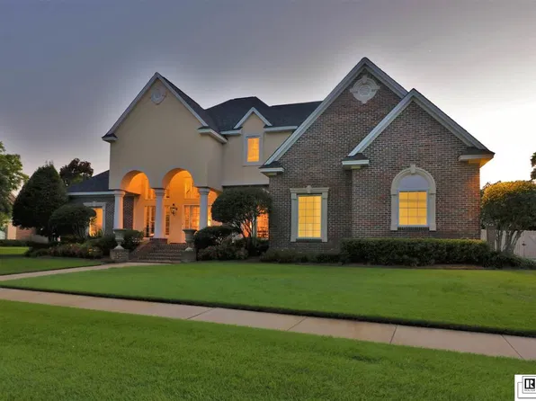1 Hermitage Trce, Monroe, LA 71203