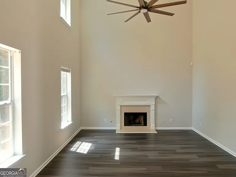 3225 Blackwood Ln — Photo 6