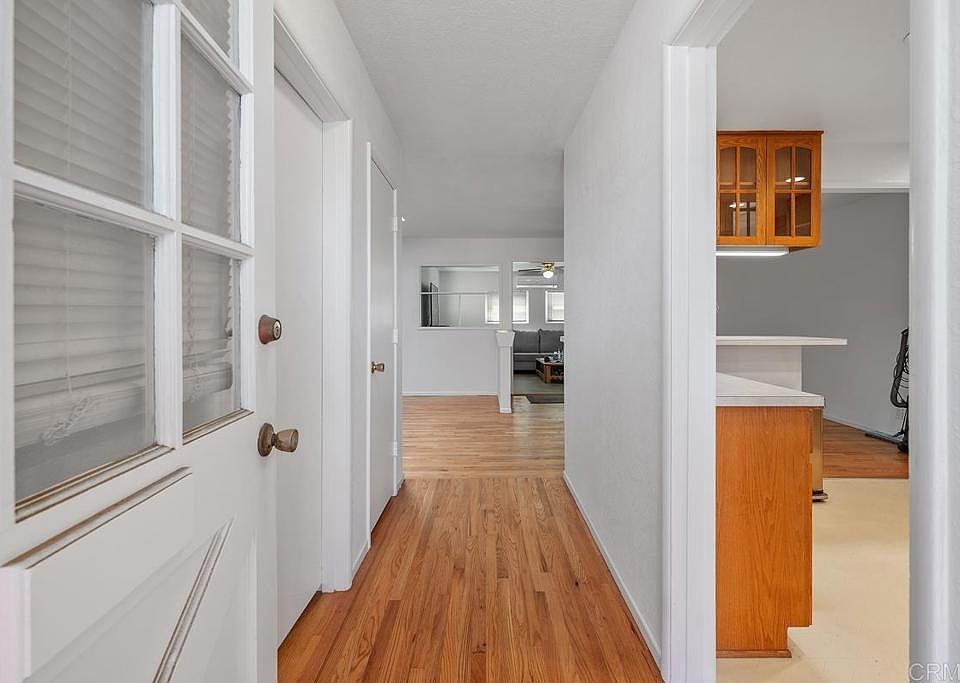 1st image of 2033 Lee Dr