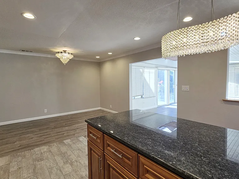 Potomac River Pl — Photo 11