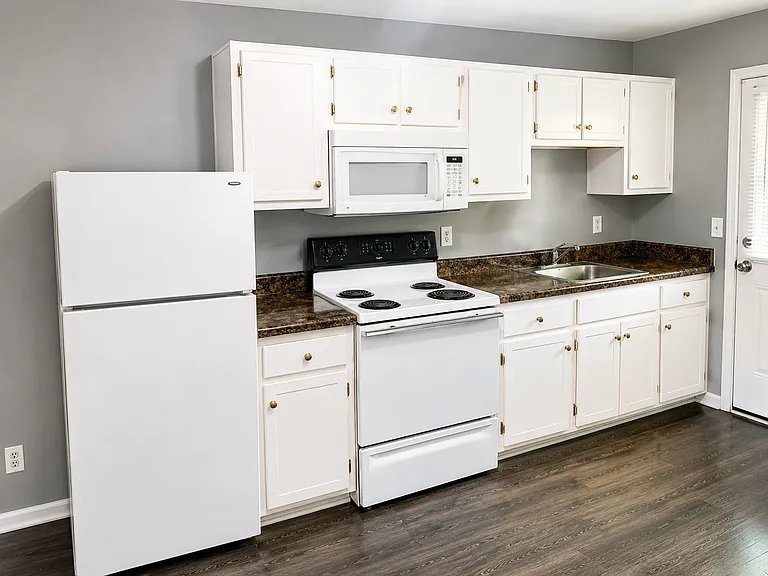 1104 Penrose Dr #3 — Photo 11
