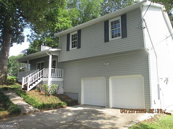 4th image of 77 Hollyberry Dr