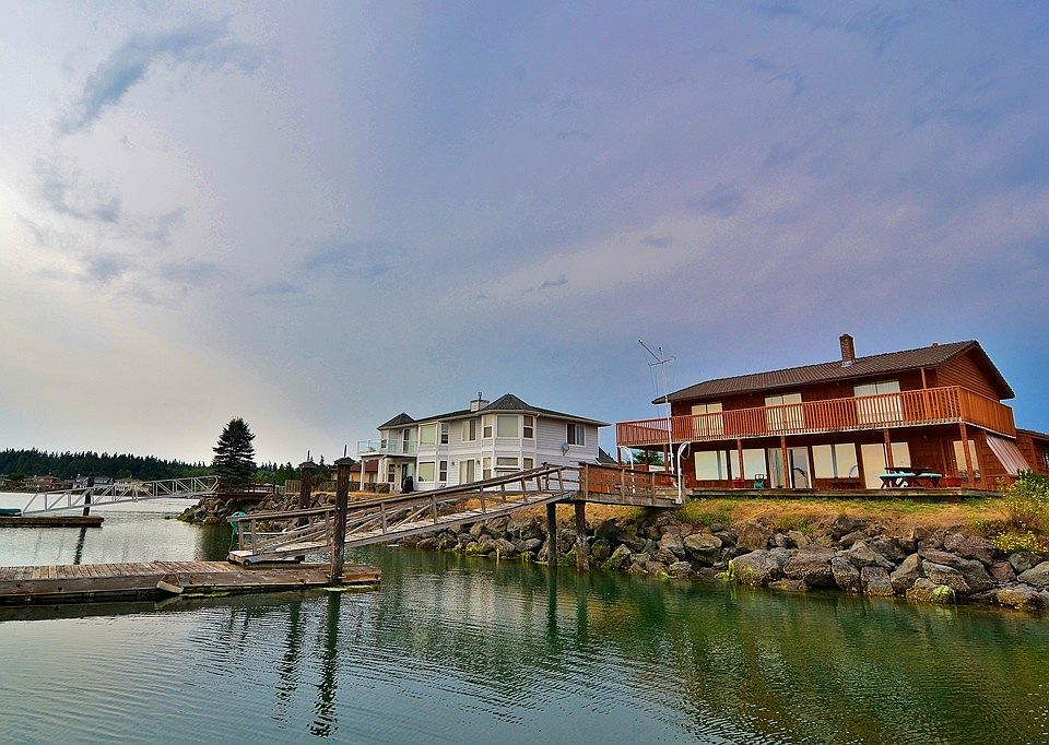 1st image of 37669 Teel Ln NE