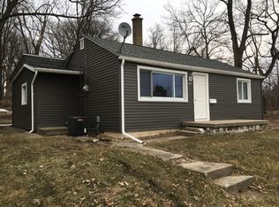 603 Don Hovey Dr, Valparaiso, IN 46383
