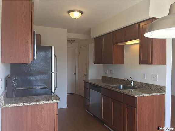 5th image of 14064 Watersway Dr