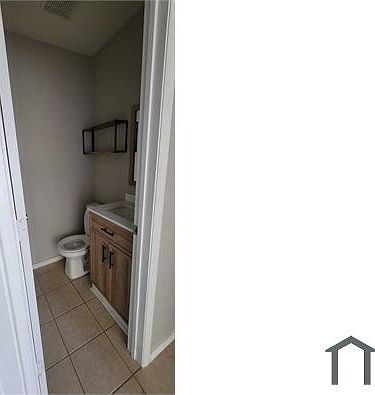 2nd image of 3615 Lillie St