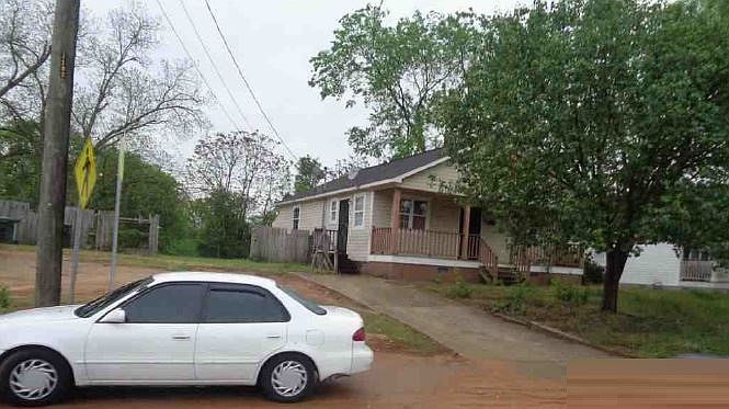 2nd image of 2230 Houston Ave