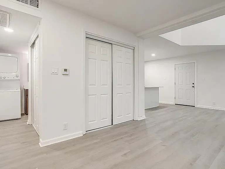 7900 Brookriver Dr #1724 — Photo 1