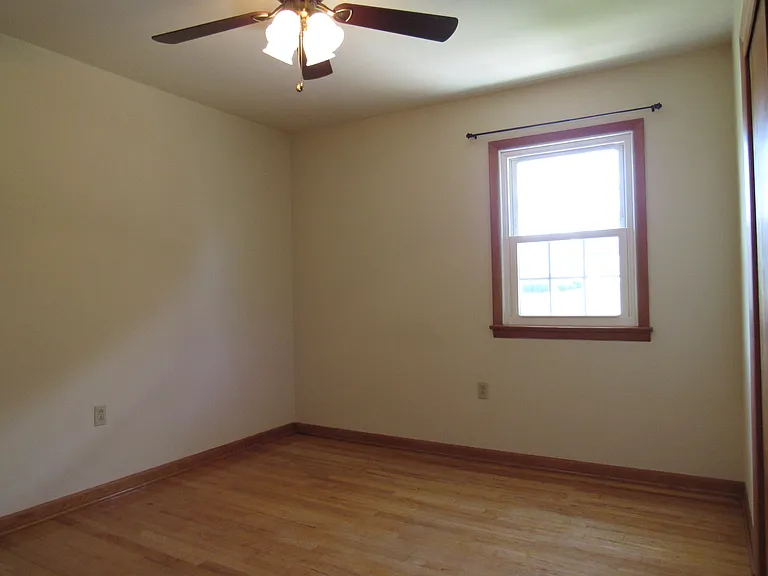 1020 Stonybridge Dr — Photo 17