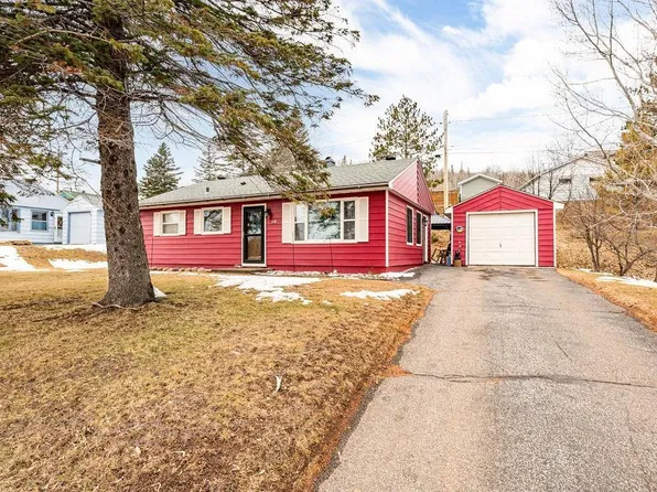 60 Banks Blvd, Silver Bay, MN 55614