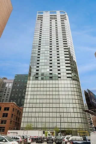600 N Fairbanks Ct #3107 — Photo 1