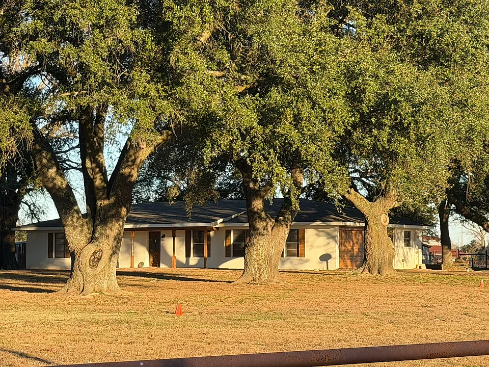 2529 State Highway 11 W
