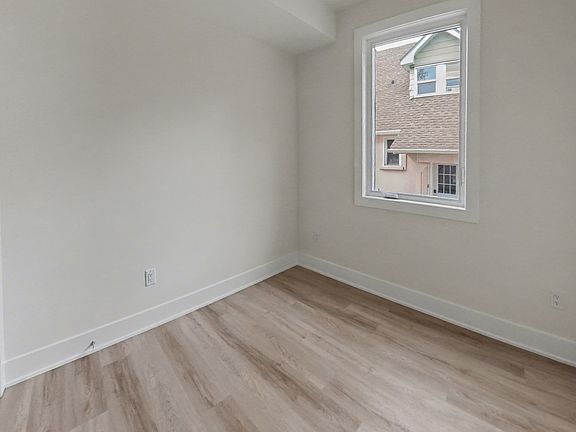 5th image of 181 Columbus Ave #183B