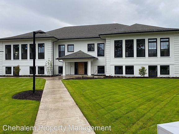 5th image of 601 Wynooski St #100