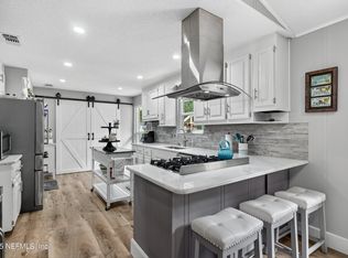 6049 Taylor Rd, Jacksonville, FL 32234