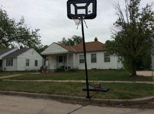 850 N Pinecrest Ave, Wichita, KS 67208