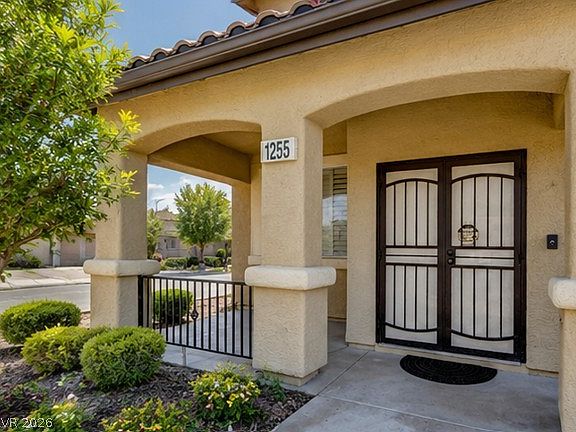 3rd image of 1255 Summer Dawn Ave