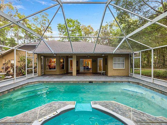 3rd image of 4280 SE 26th Terrace Rd