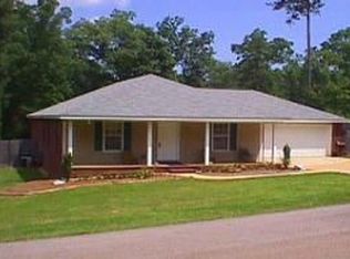 71 Fairview Dr, Petal, MS 39465