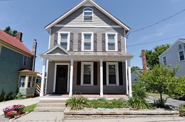 1st image of 203 Washington St