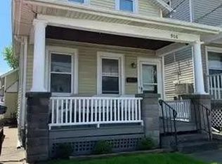 906 1st St, Sandusky, OH 44870