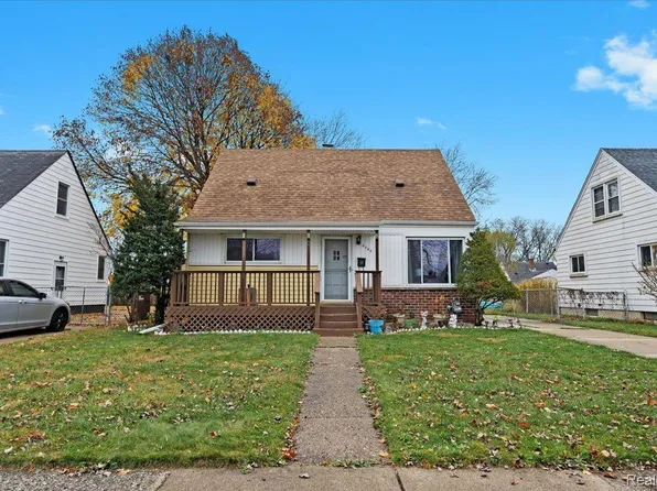 6846 Helen St, Garden City, MI 48135