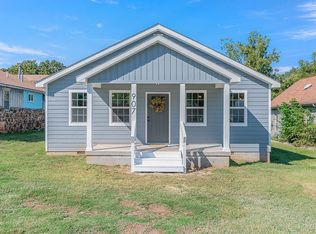 907 W Limestone St, Carthage, MO 64836