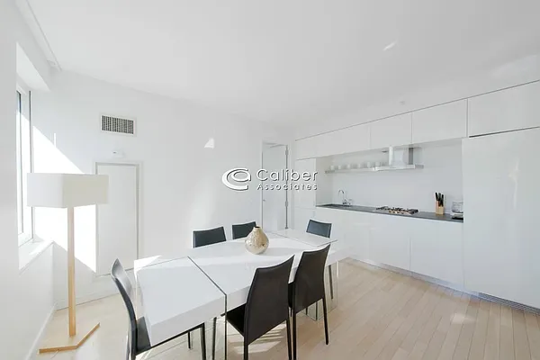 Rented by Caliber Associates | media 24