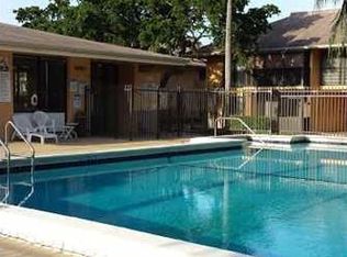 5921 Washington St APT 121, Hollywood, FL 33023