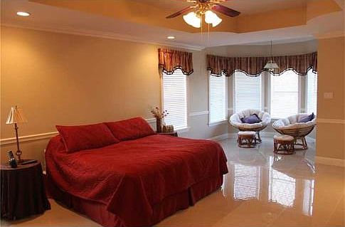 4th image of 35 Madewood Dr