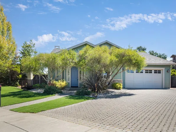 5690 Queen Anne Drive, Santa Rosa, CA 95409