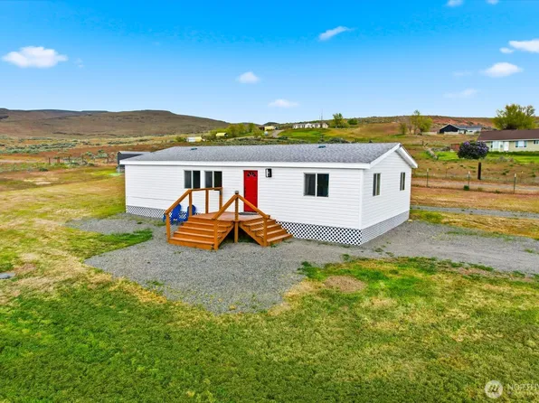 671 Hull Road, Selah, WA 98942