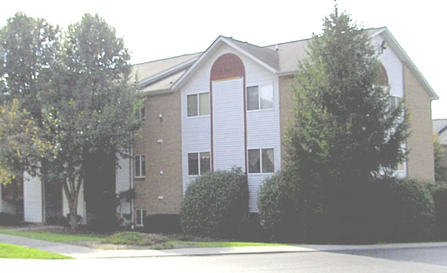3 Bedroom 2 Bath Condo — Photo 1