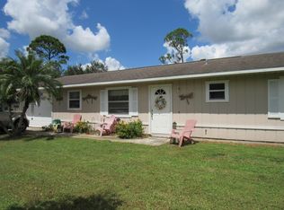 8208 Kenwood Rd, Bradenton, FL 34202