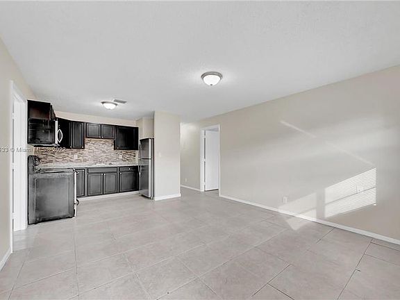 2nd image of 2610 Riverland Dr #1