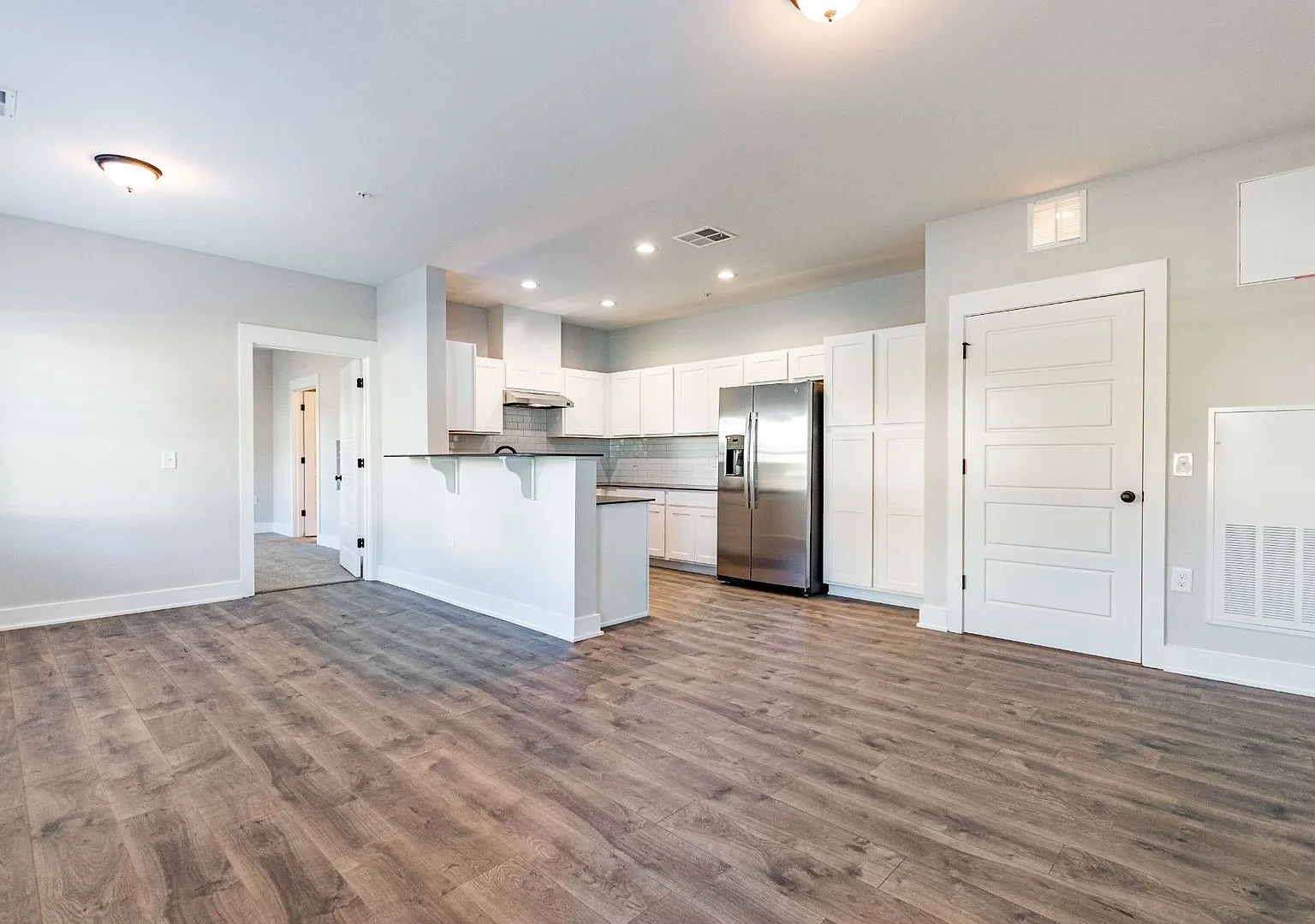 625 N. O'Neil St. — Photo 3