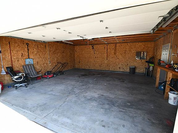 5th image of 1318 Avenue H