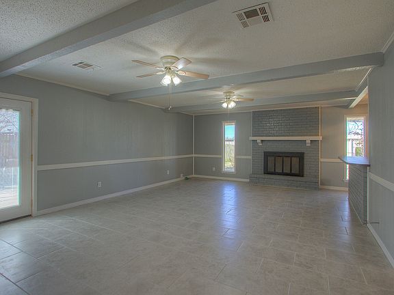 3rd image of 1440 N 8th Pl