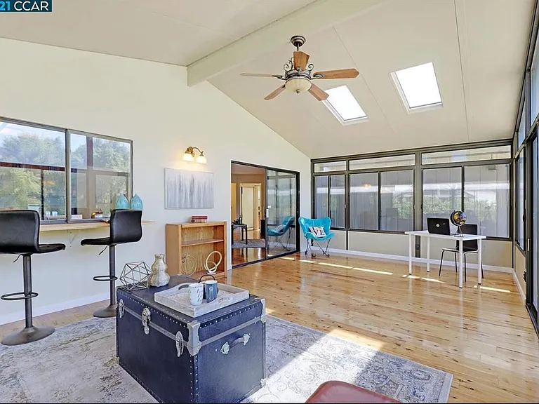 2913 Mirante Ct — Photo 5
