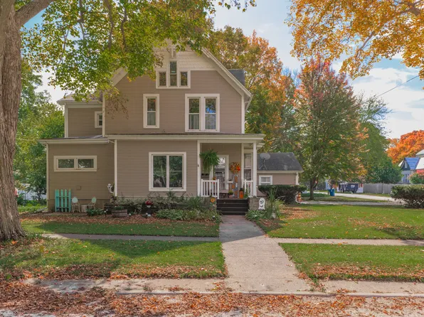 220 W Henry St, Pontiac, IL 61764
