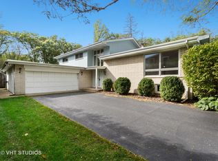161 E Stone Ave, Lake Forest, IL