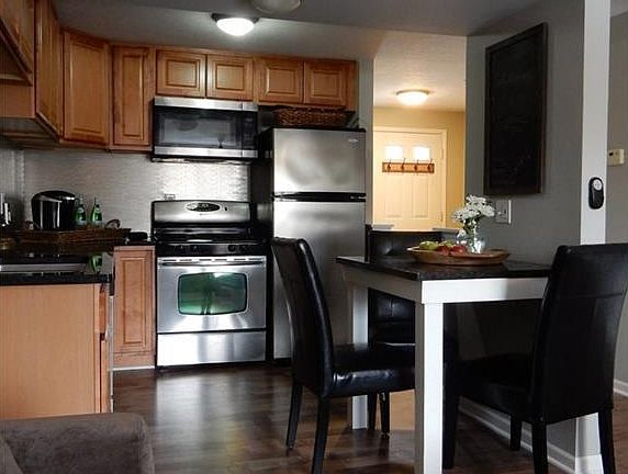 4th image of 9606 E Idlewood Dr