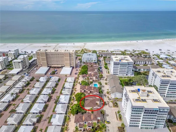 1161 Coquille St #206, Sarasota, FL 34242